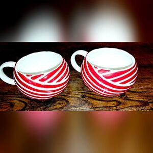 Christmas Starbucks Coffee Mug Cup Festive Holiday Gift 2013 Red Stripes 12oz